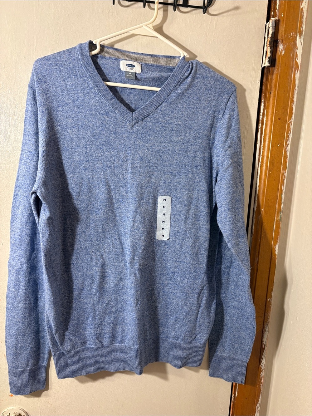 Old Navy Men's V-Neck Sweater in Heather Blue